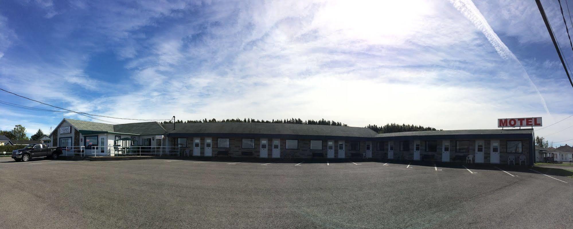 Motel Sainte-Flavie Kültér fotó